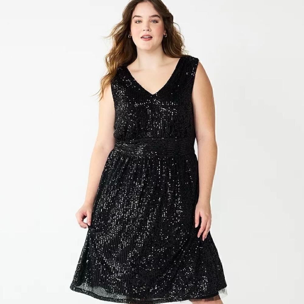 Draper James Sleeveless V-Neck Sequin Dress-Size 26W